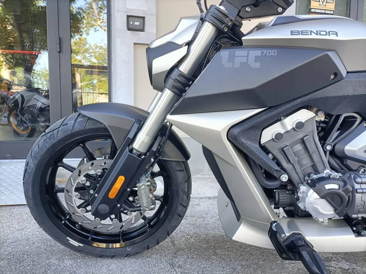Benda Motorcycles LFC 700 (2024 - 26) (6)