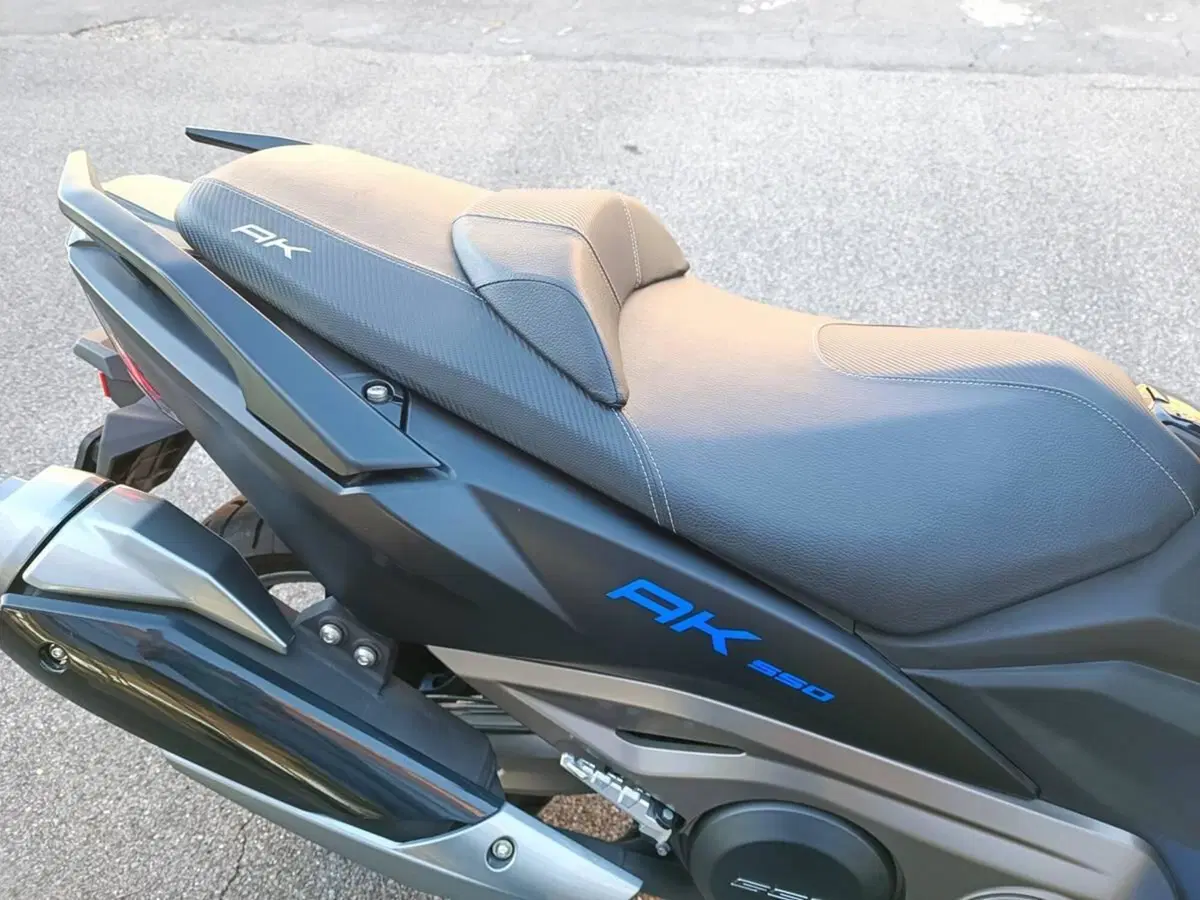 Kymco AK 550 ETS (2021 - 26) (7)