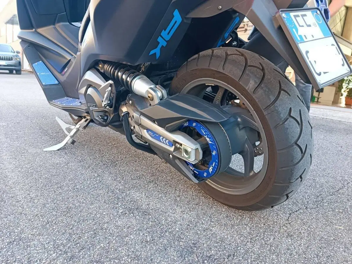 Kymco AK 550 ETS (2021 - 26) (11)