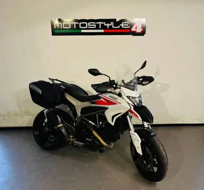 Ducati Hyperstrada 821 (2013 - 15) usata