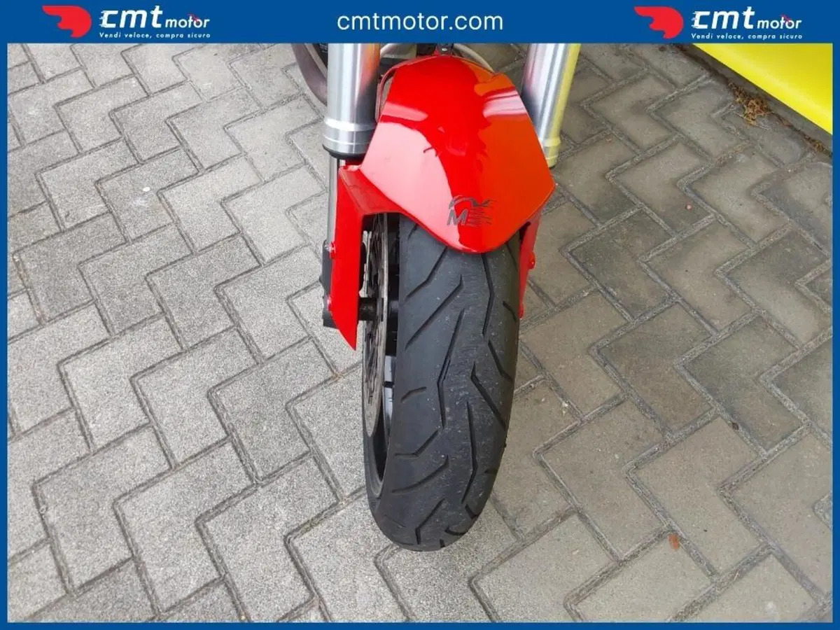 Ducati Monster 696 (2008 - 13) (8)