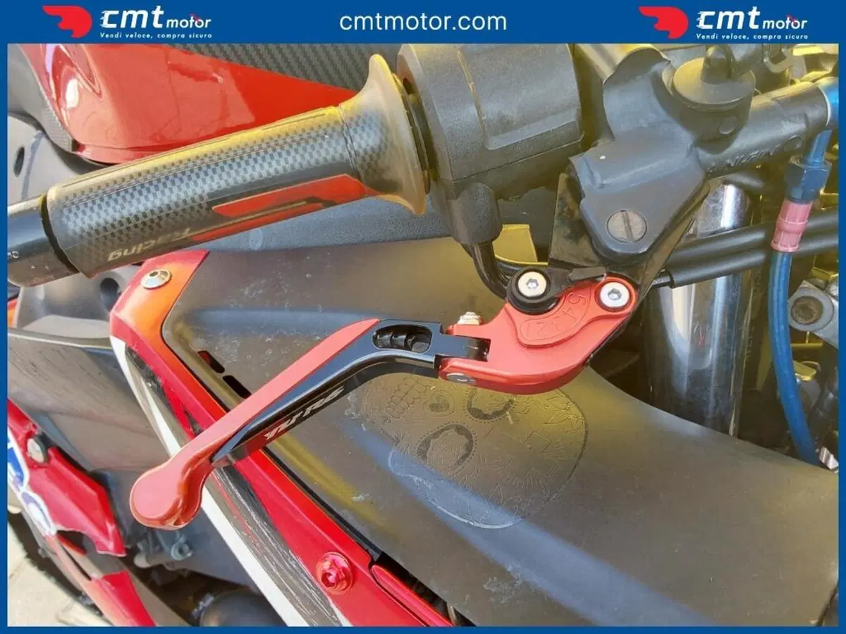 Yamaha YZF R6 (2003 - 04) (9)