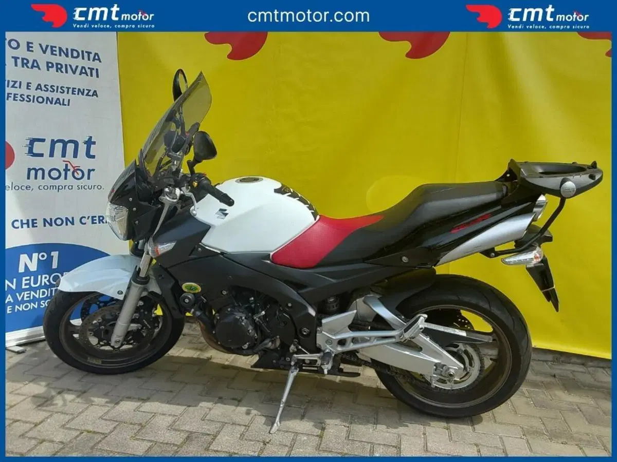 Suzuki GSR 600 (2006 - 11) (6)