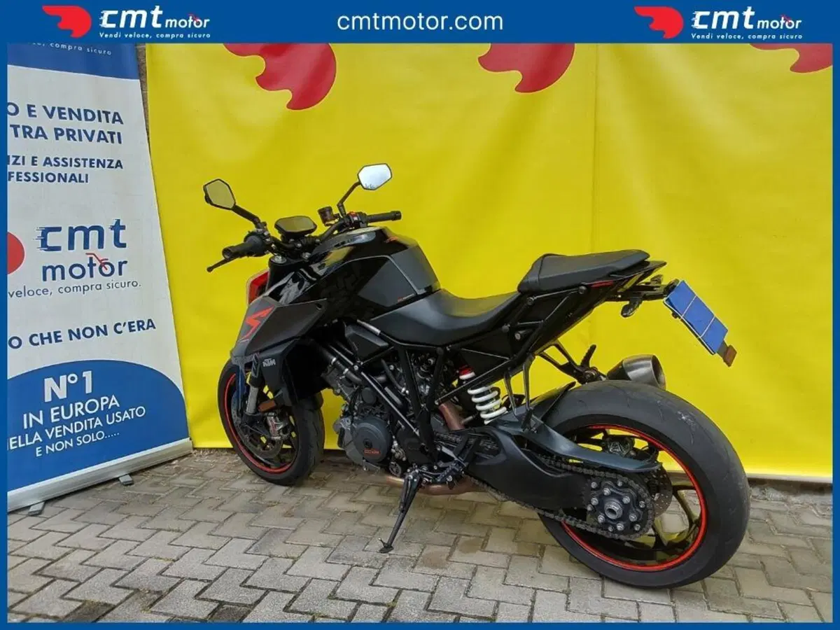 KTM 1290 Super Duke R (2019) (6)