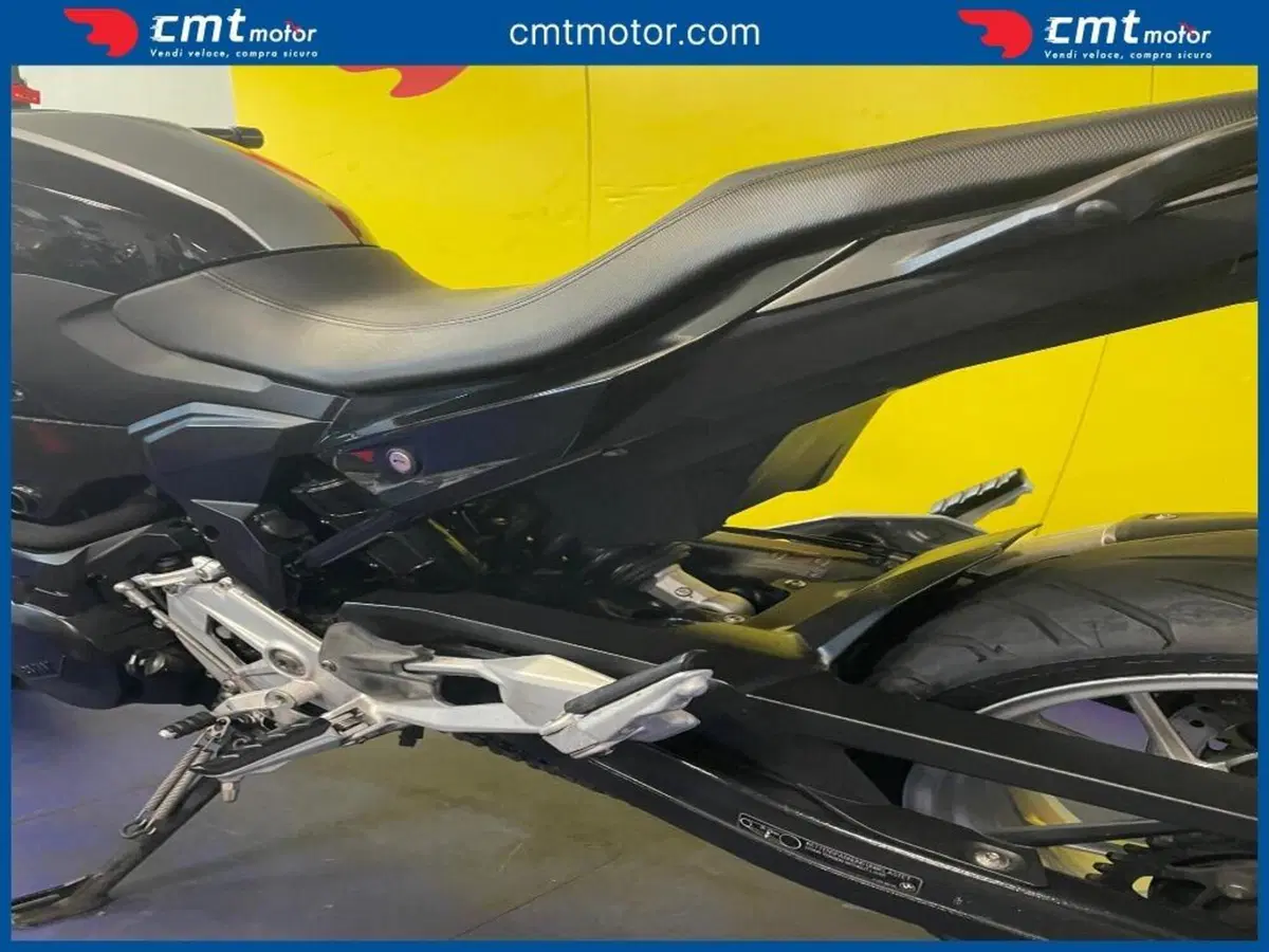 Bmw F 900 R (2017 - 20) (10)