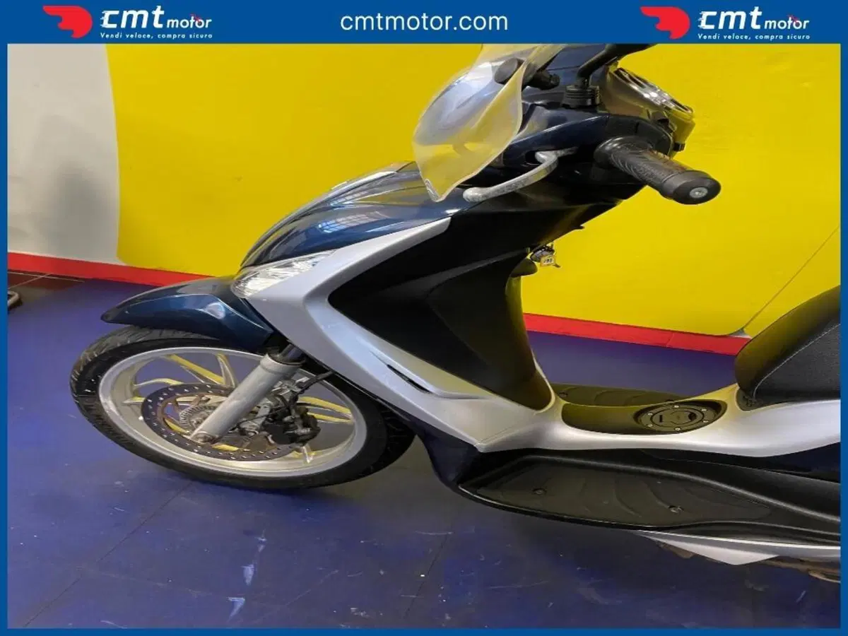 Piaggio Medley 150 ABS (2016 - 19) (7)