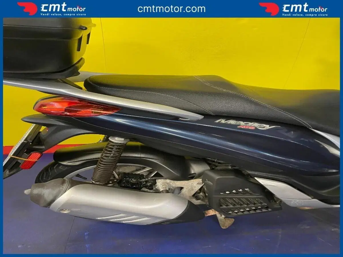 Piaggio Medley 150 ABS (2016 - 19) (9)