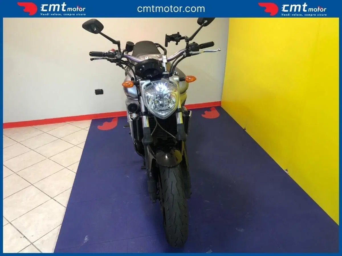 Yamaha FZ6 (2004 - 07) (6)