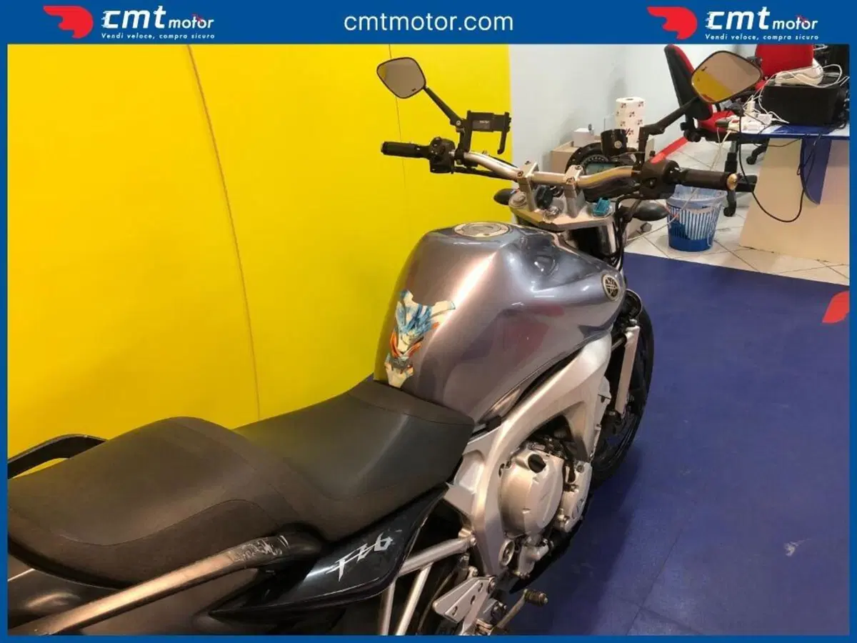 Yamaha FZ6 (2004 - 07) (9)
