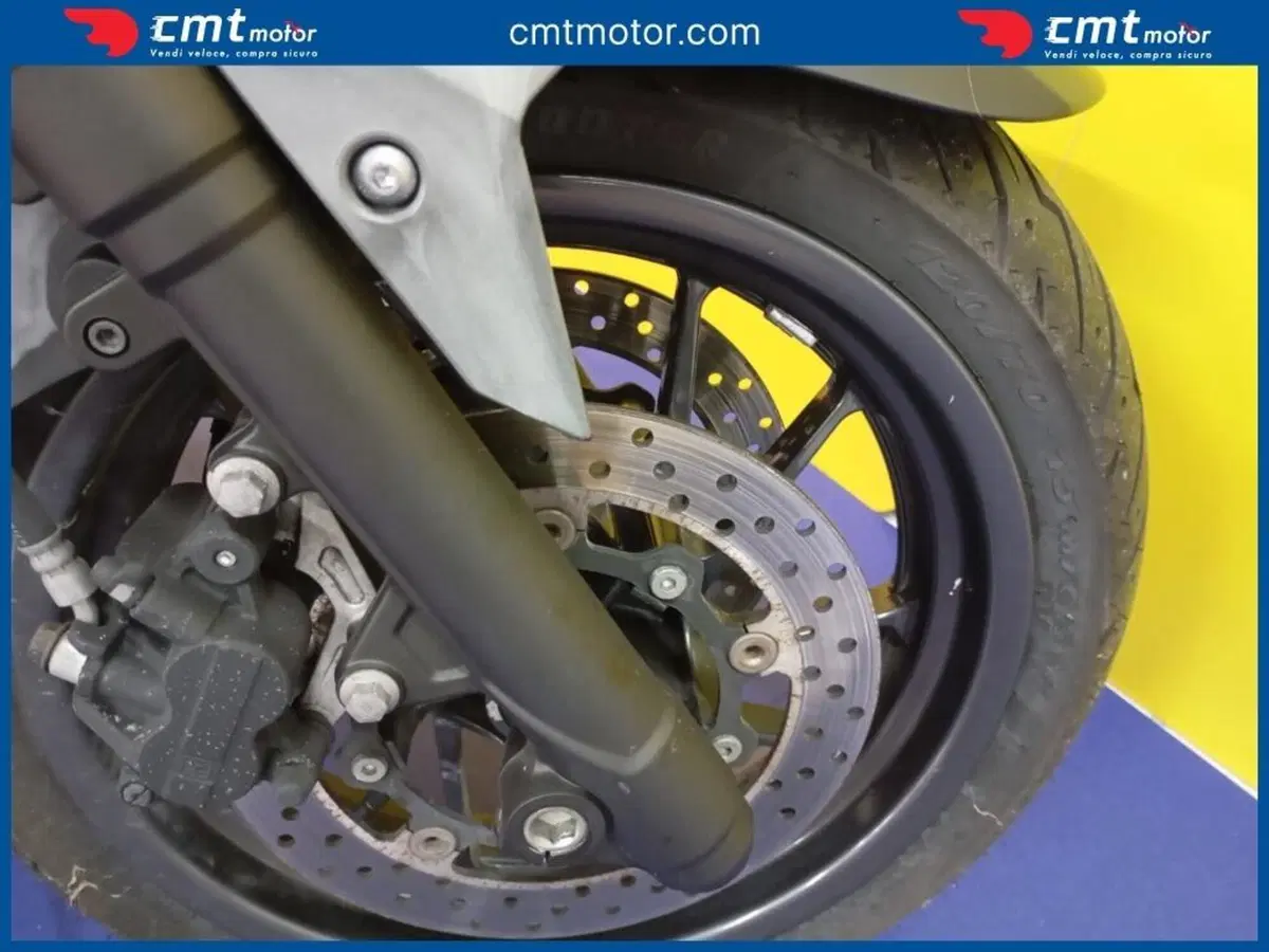 Yamaha X-Max 400 (2013 - 16) (12)