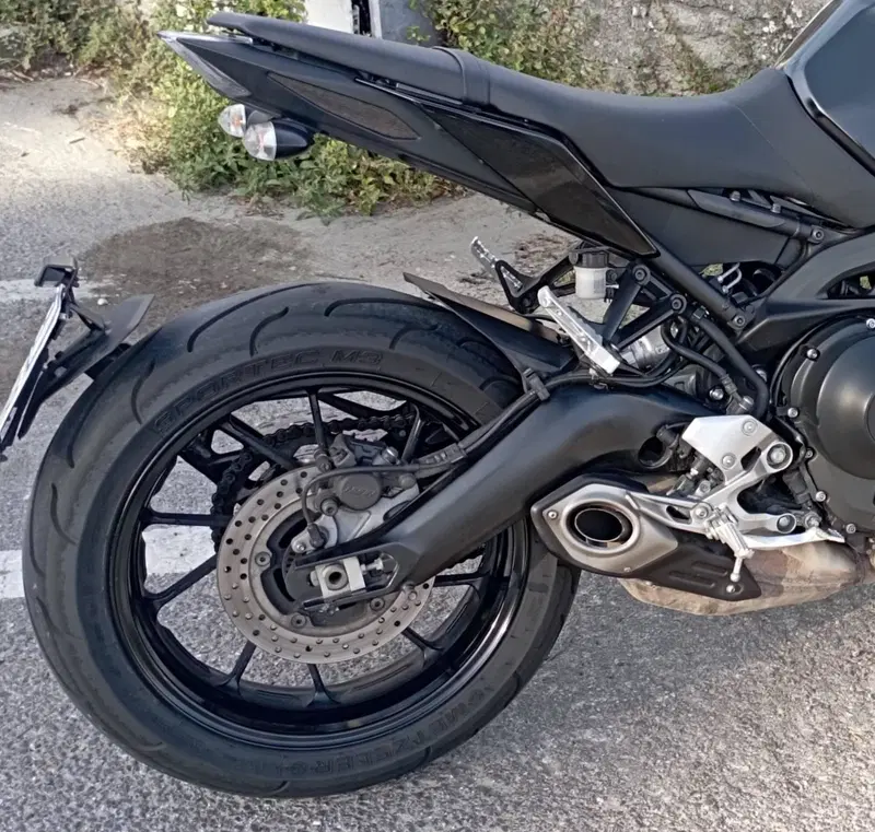 Yamaha MT-09 (2017 - 20) (8)