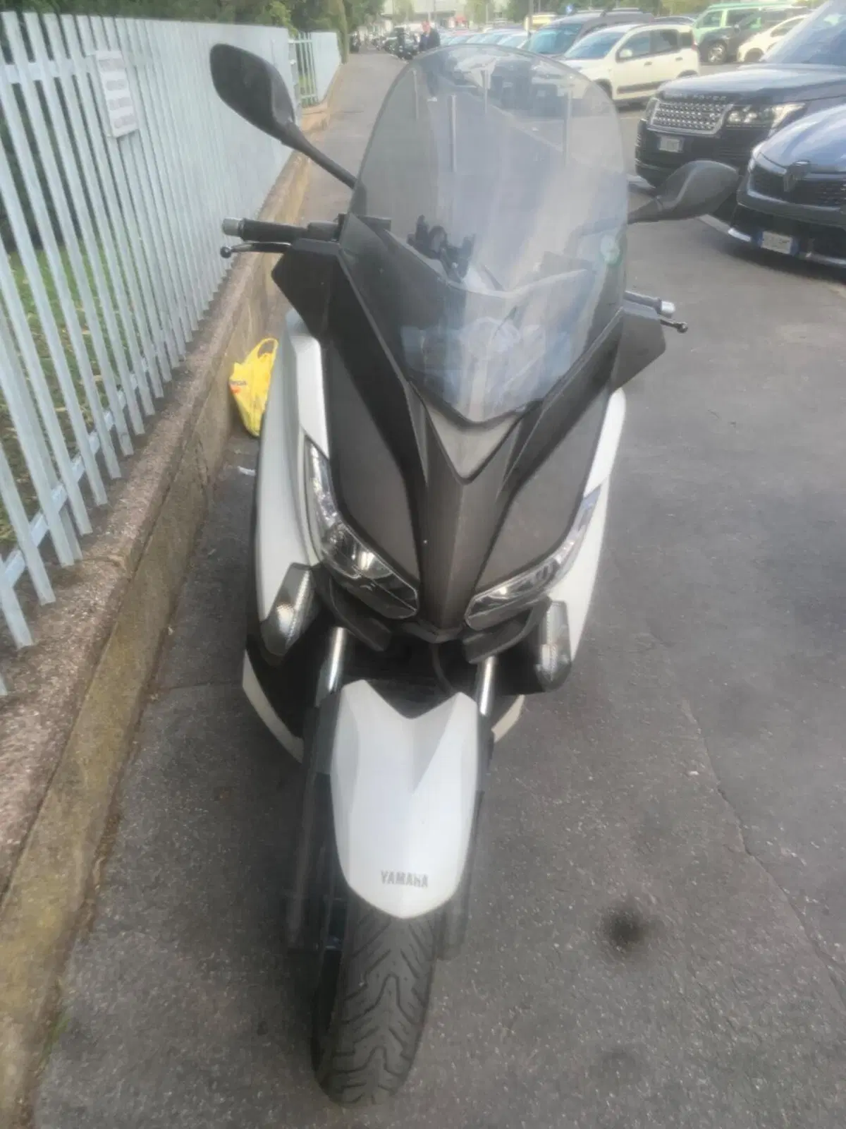 Yamaha X-Max 400 (2013 - 16) (8)
