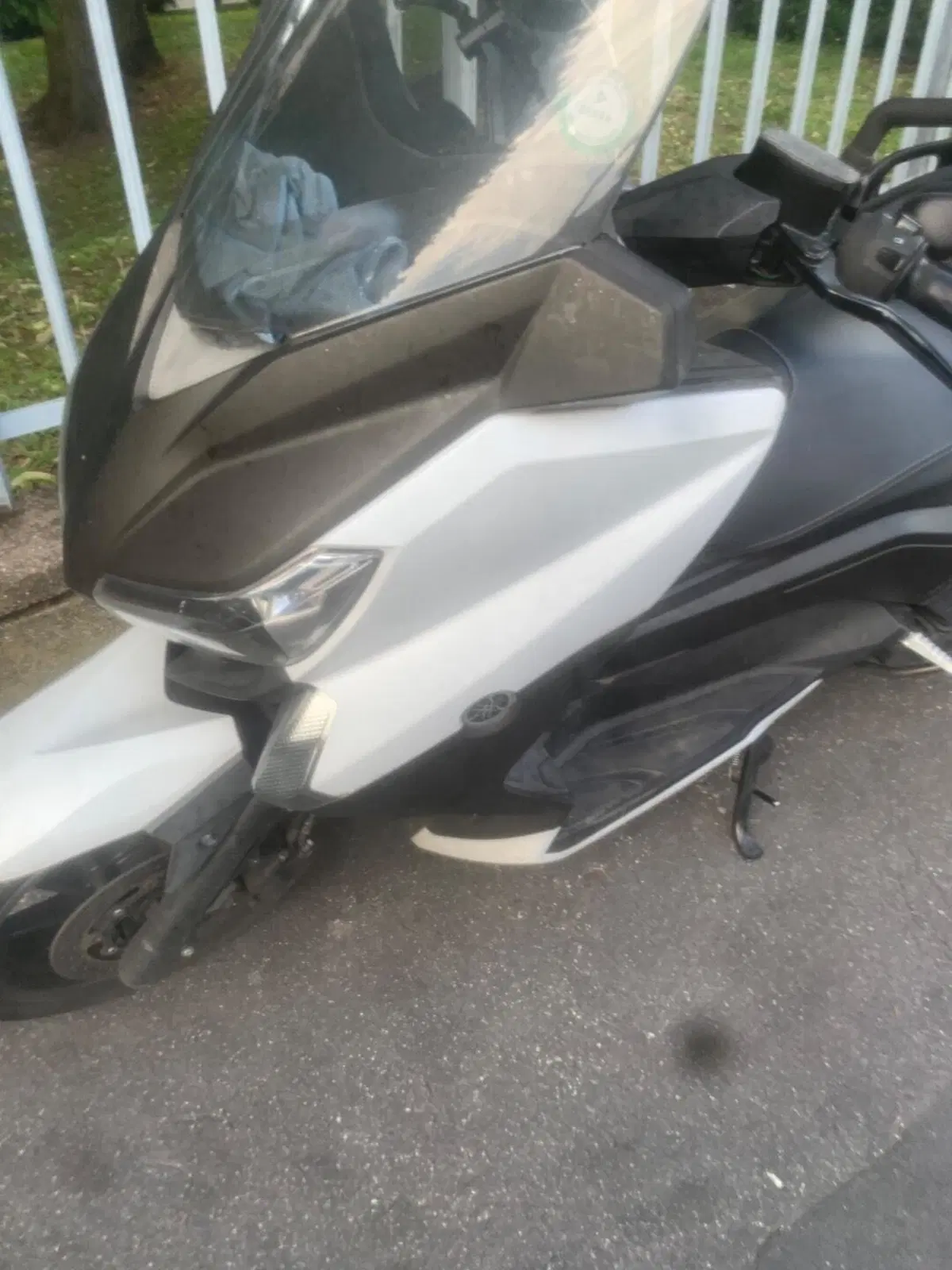 Yamaha X-Max 400 (2013 - 16) (9)
