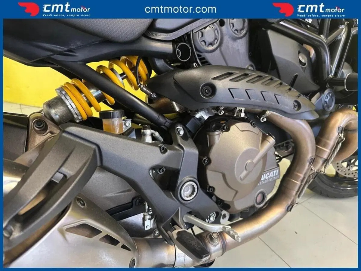 Ducati Monster 821 Dark ABS (2014 - 16) (10)