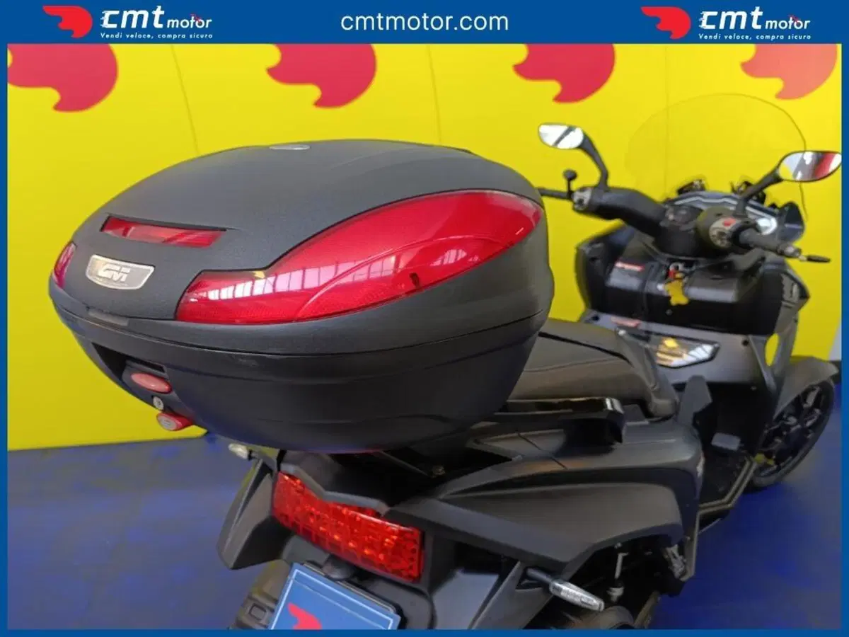 Quadro Quadro 4 (2015 - 17) (6)