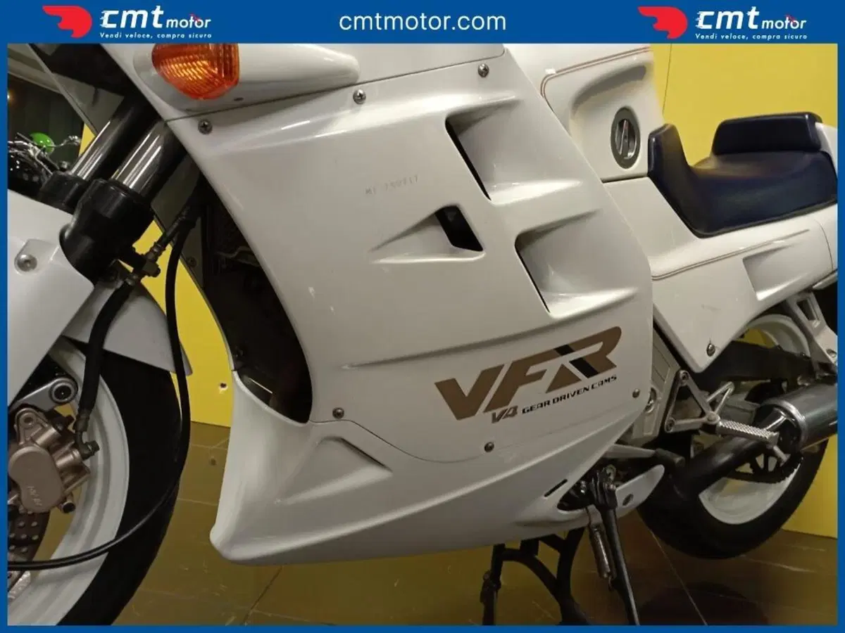 Honda VFR 750 F (1990 - 93) (11)