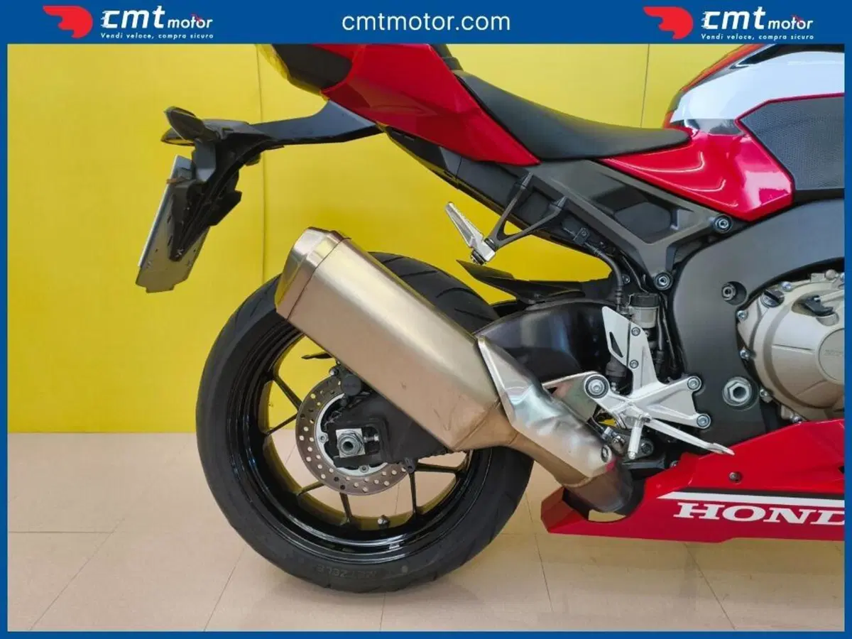 Honda CBR 1000 RR Fireblade (2017 - 19) (10)