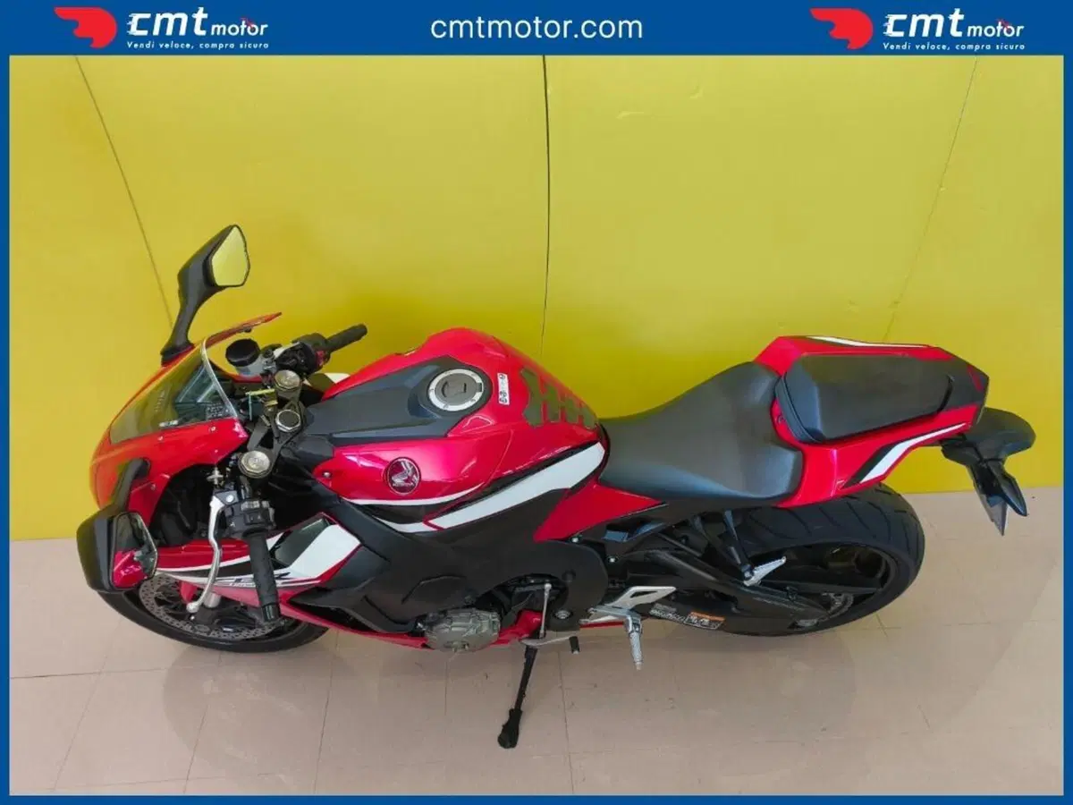 Honda CBR 1000 RR Fireblade (2017 - 19) (13)