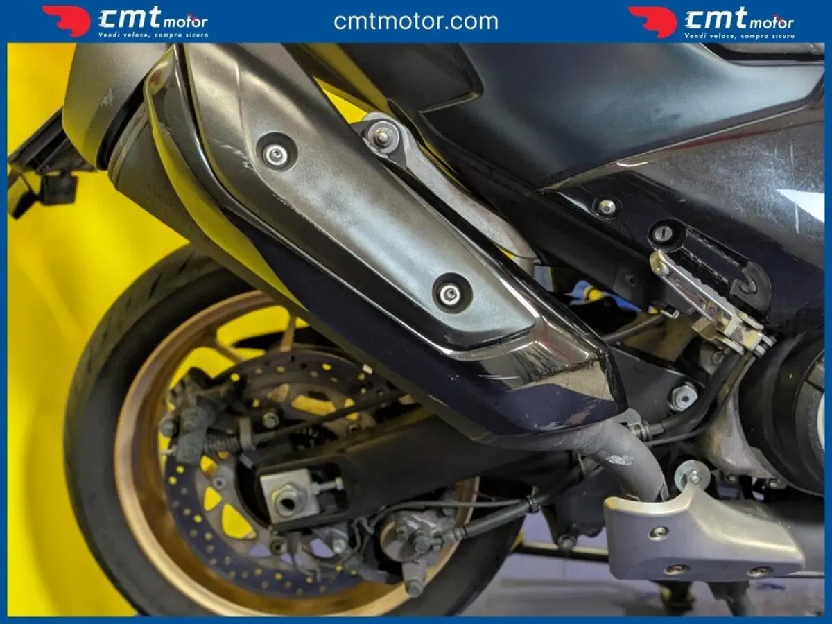 Yamaha T-Max 560 Tech Max (2022 - 24) (13)