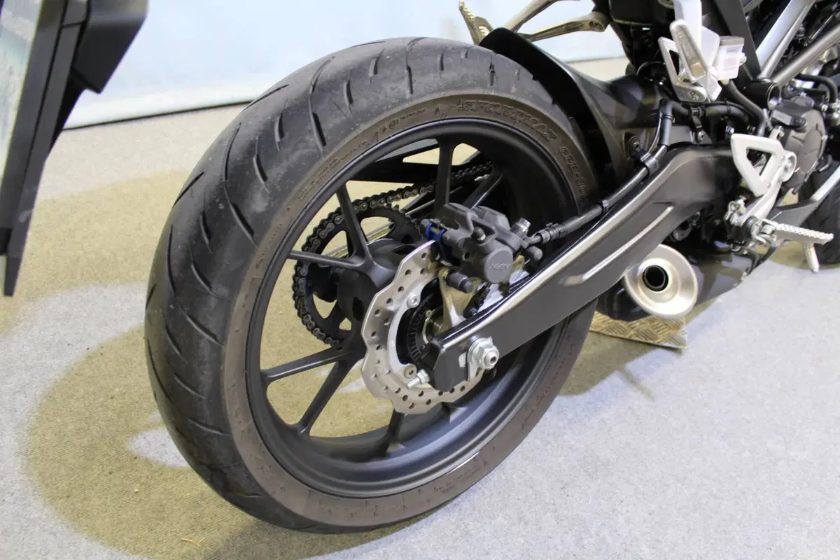 Honda CB 125 R (2024 - 26) (6)