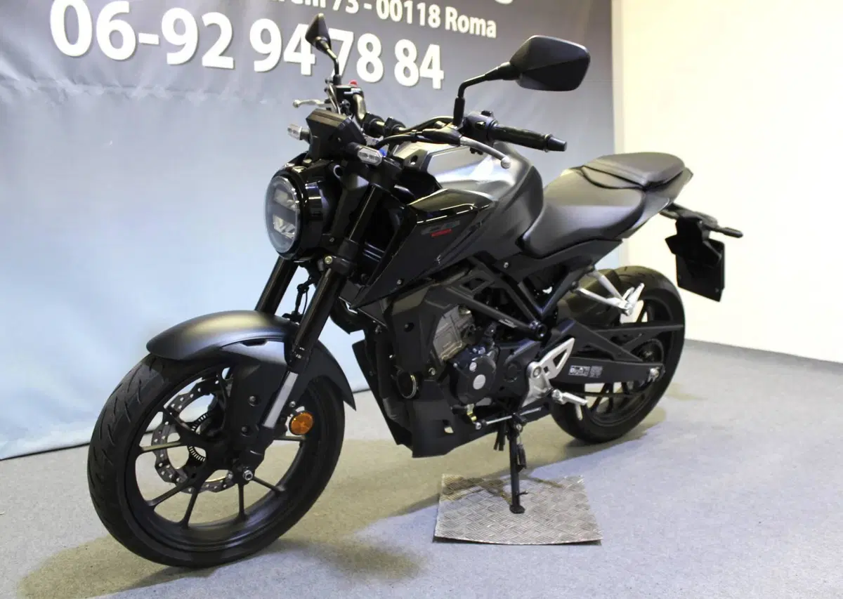 Honda CB 125 R (2024 - 26) (12)