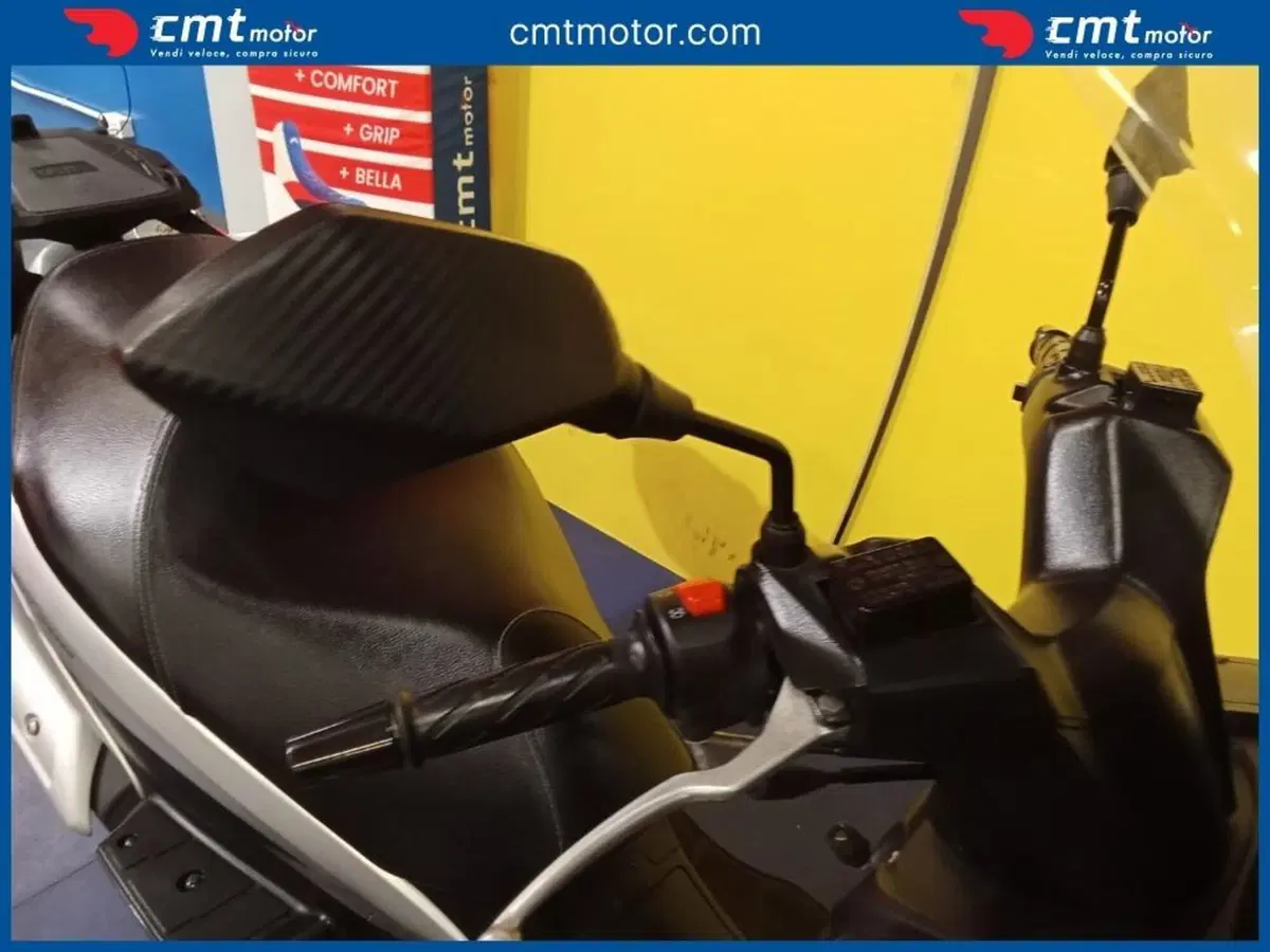 Suzuki Burgman UH 200 (2017 - 20) (10)