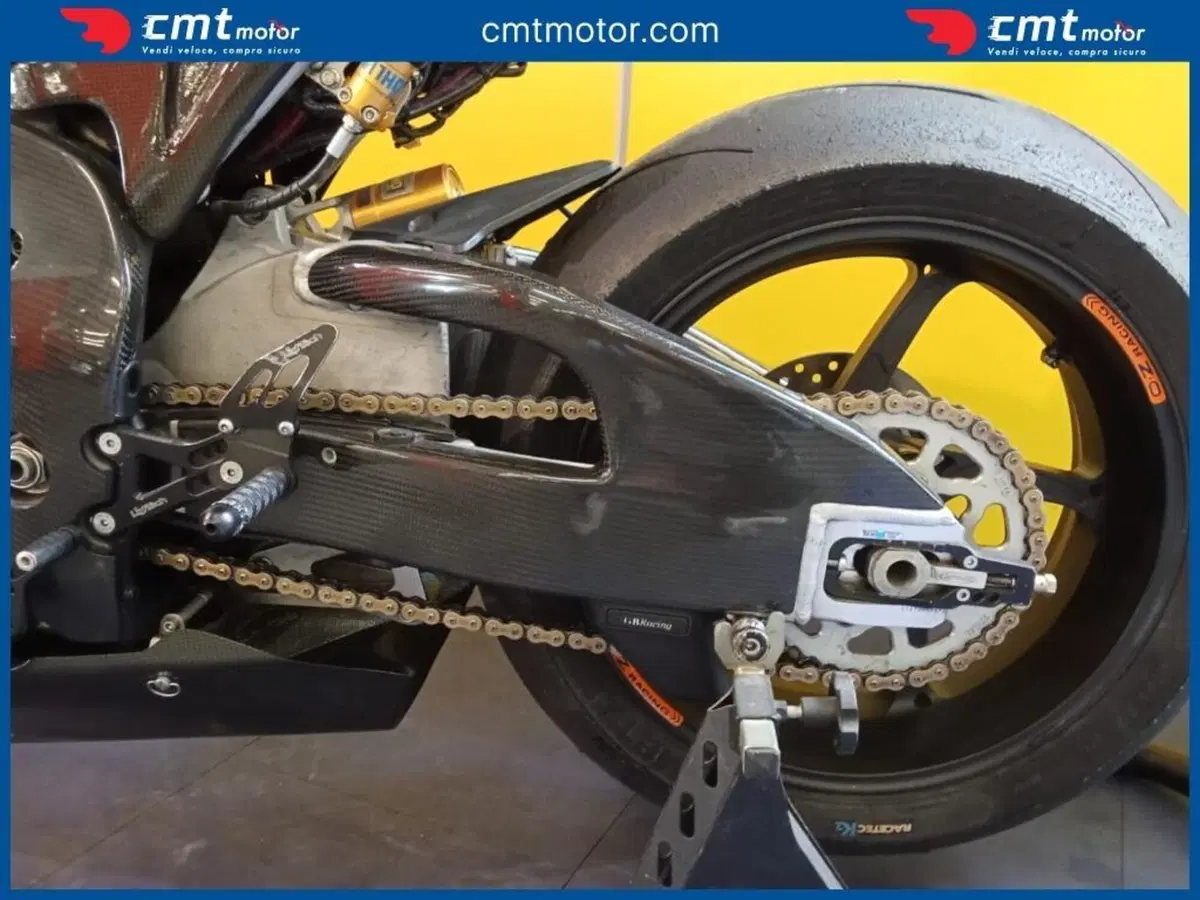 Honda CBR 1000 RR Fireblade (2008 - 11) (9)