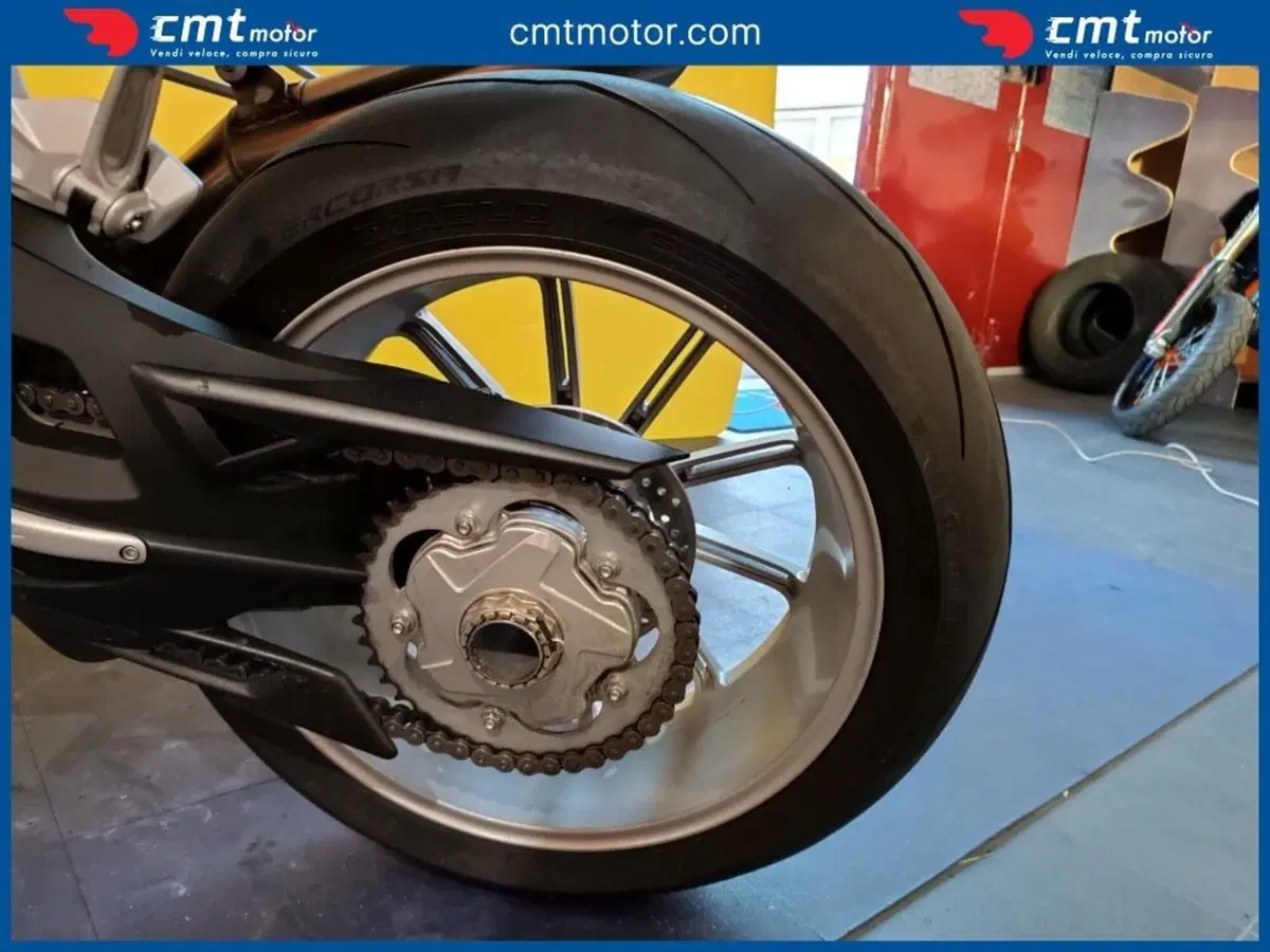 MV Agusta Brutale 1090 RR (2009 - 15) (13)