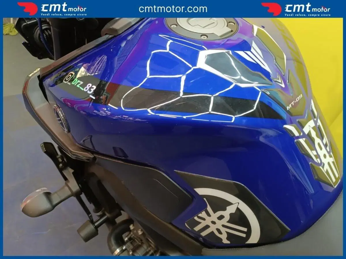 Yamaha MT-09 (2017 - 20) (9)