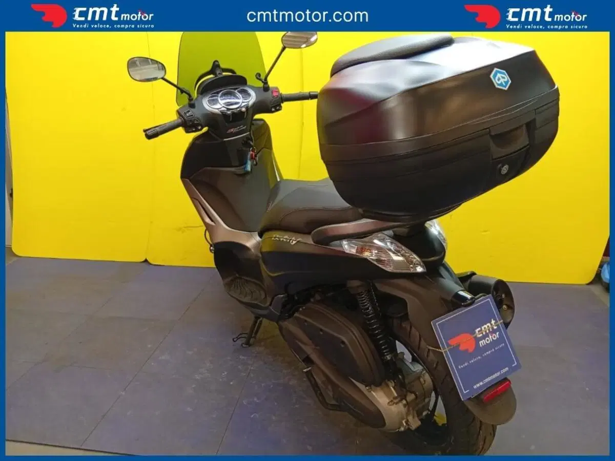 Piaggio Beverly 350 SportTouring ie ABS (2011 - 17) (7)