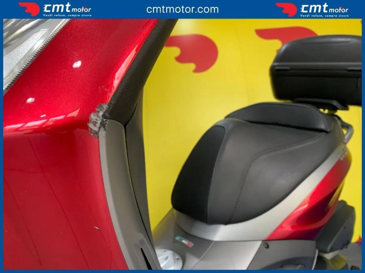 Piaggio Beverly 350 SportTouring ie (2011 - 15) (9)