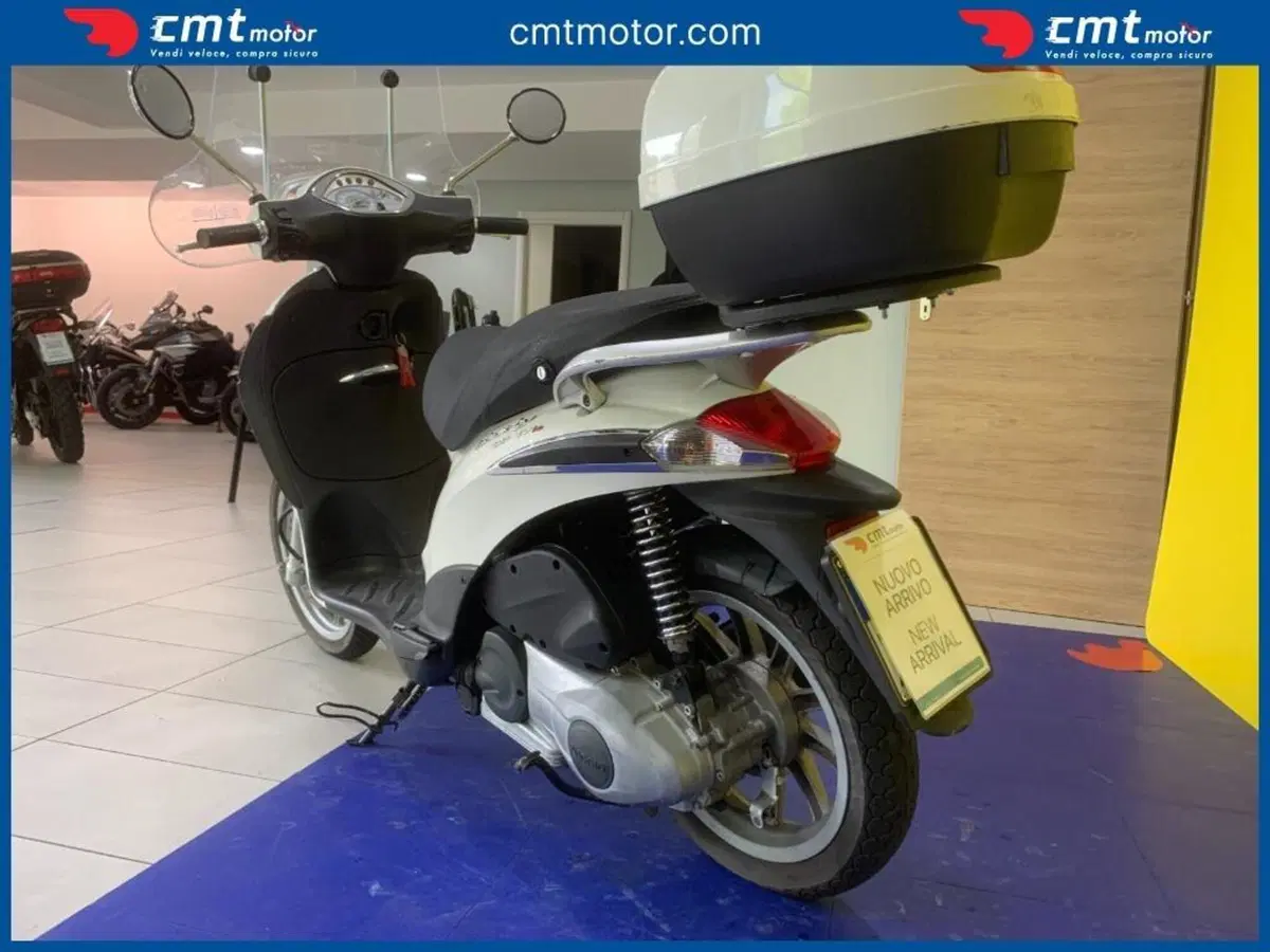 Piaggio Liberty 150 3V Full Optional (2013 - 15) (8)