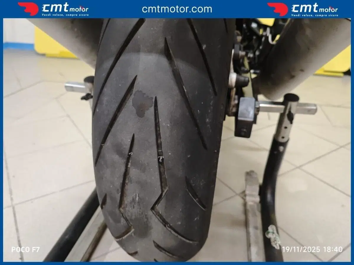 Ducati Monster 695 (2006 - 08) (9)