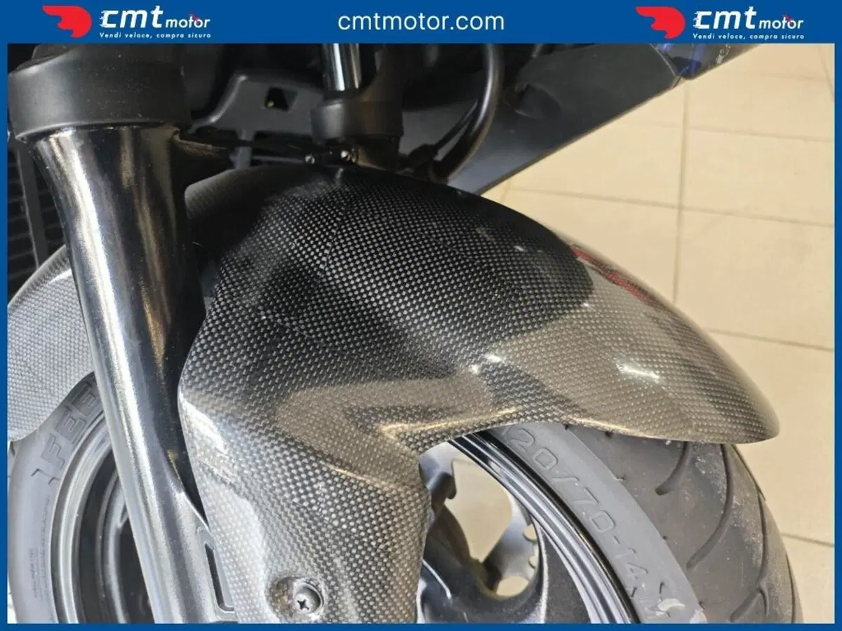 Yamaha T-Max 500 (2001 - 03) (9)