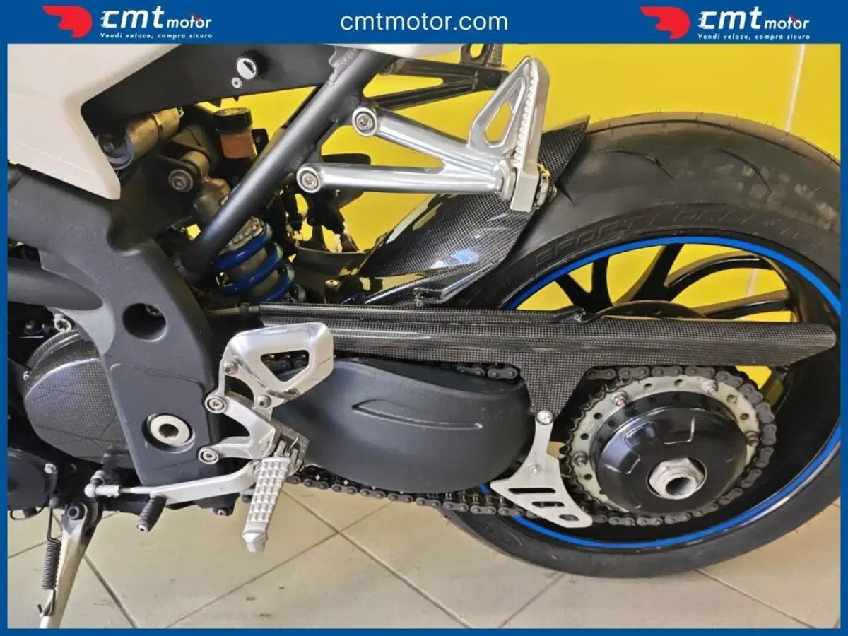 Triumph Speed Triple 1050 (2005 - 11) (8)