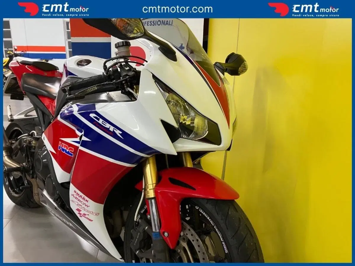 Honda CBR 1000 RR Fireblade (2012 - 16) (10)