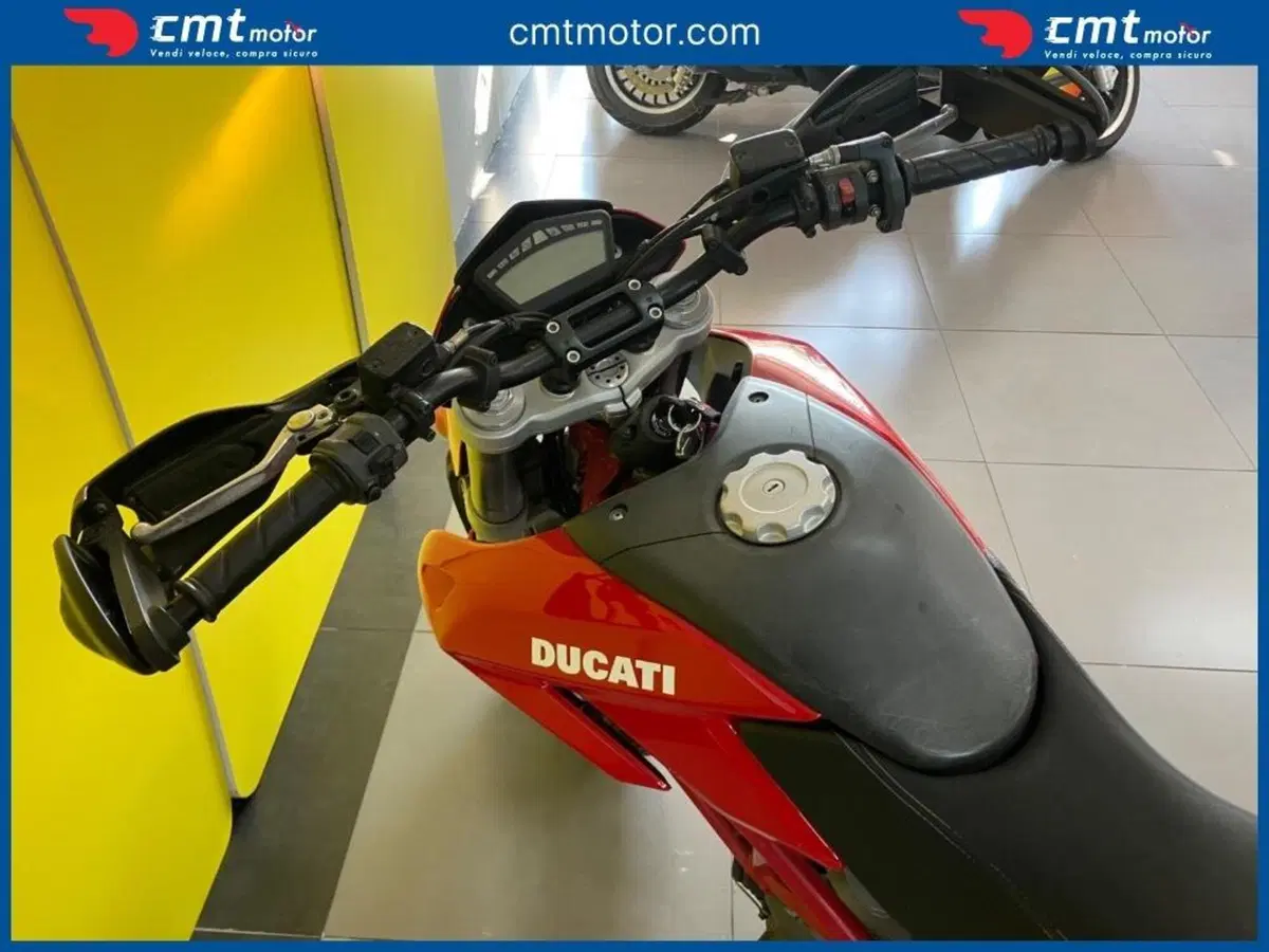 Ducati Hypermotard 796 (2012) (6)