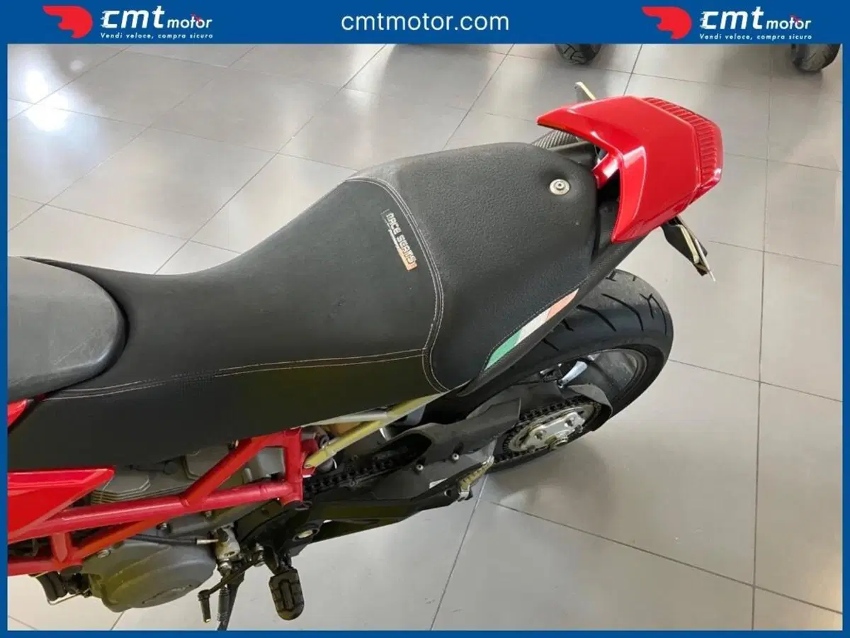 Ducati Hypermotard 796 (2012) (7)