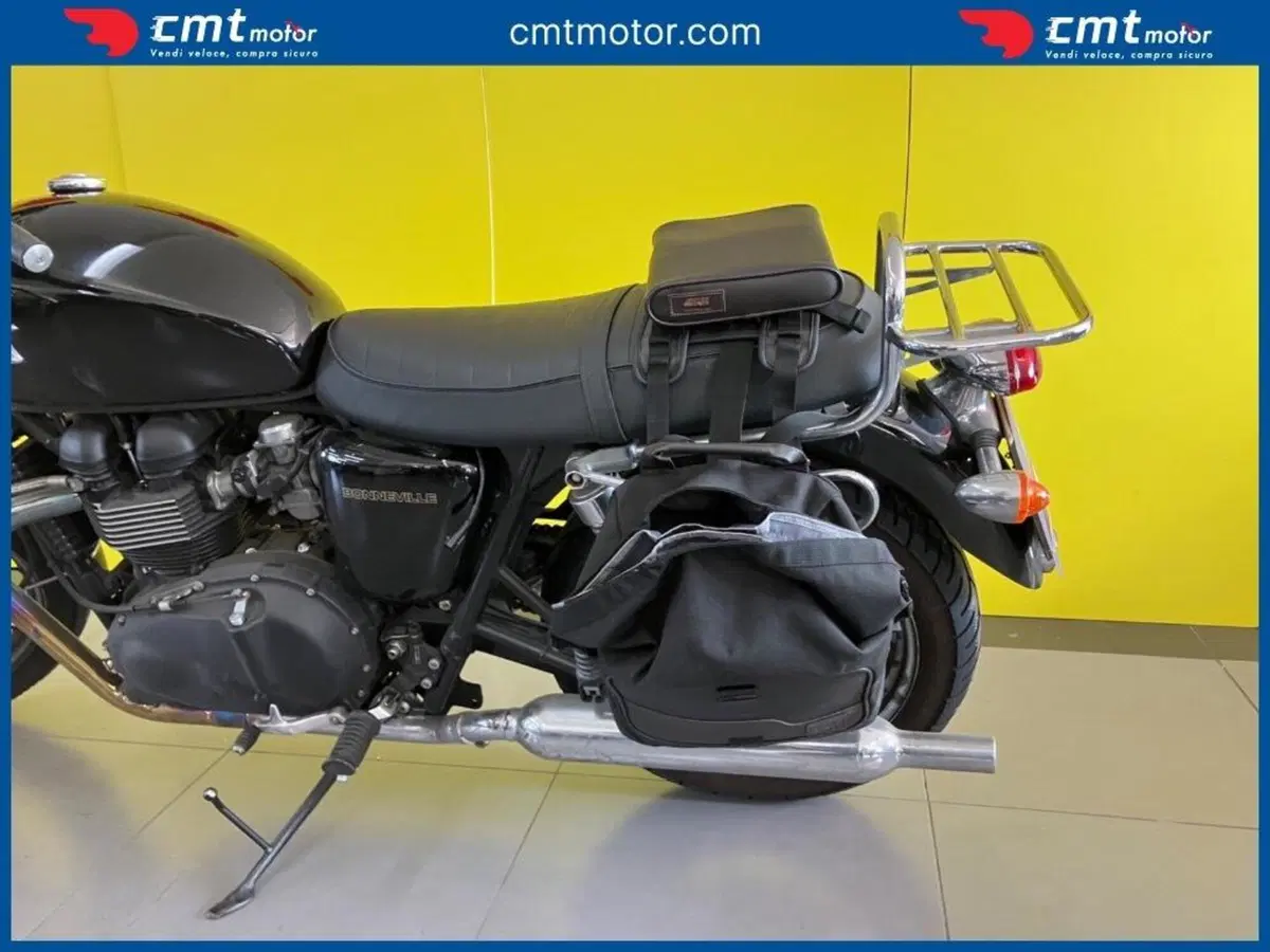 Triumph Bonneville 800 (2002 - 07) (8)
