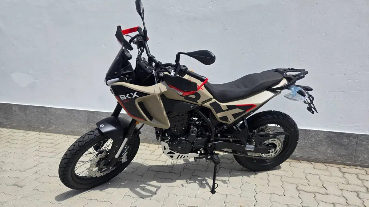 Benelli BKX 300 (2026) (6)