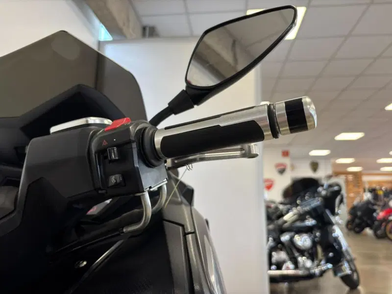 Yamaha T-Max 530 (2012 - 14) (10)
