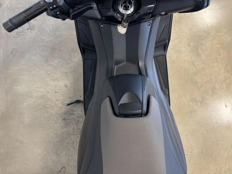 Yamaha T-Max 530 (2012 - 14) (9)