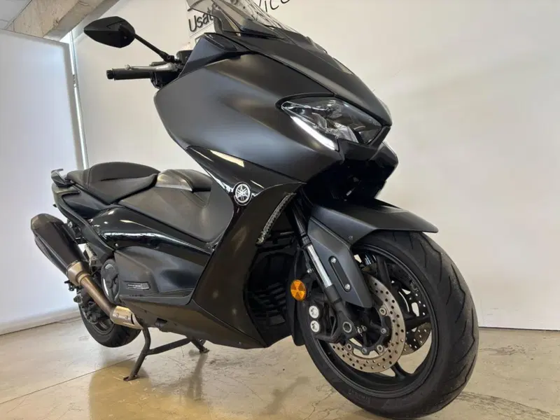 Yamaha T-Max 560 Tech Max (2021) (3)