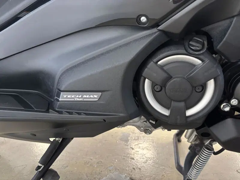 Yamaha T-Max 560 Tech Max (2021) (9)