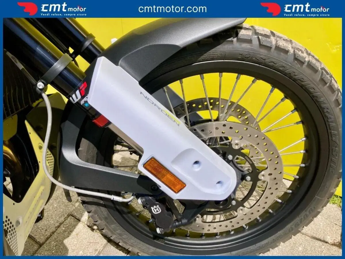 Husqvarna Norden 901 (2022 - 26) (11)