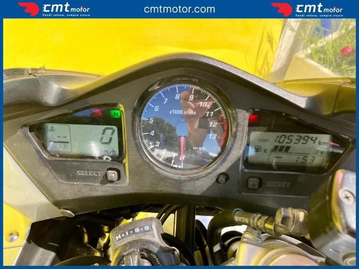 Honda VFR 800 (2002 - 05) (6)