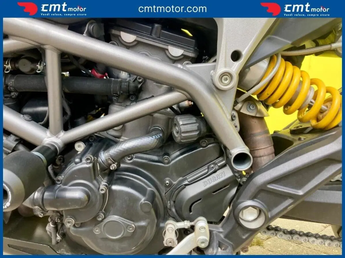 Ducati Hyperstrada 821 (2013 - 15) (14)