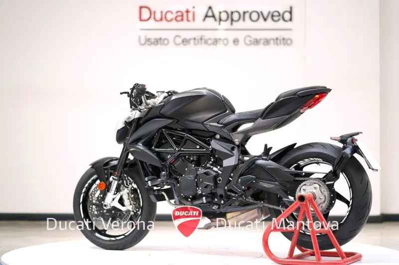 MV Agusta Brutale 800 (2020) (5)
