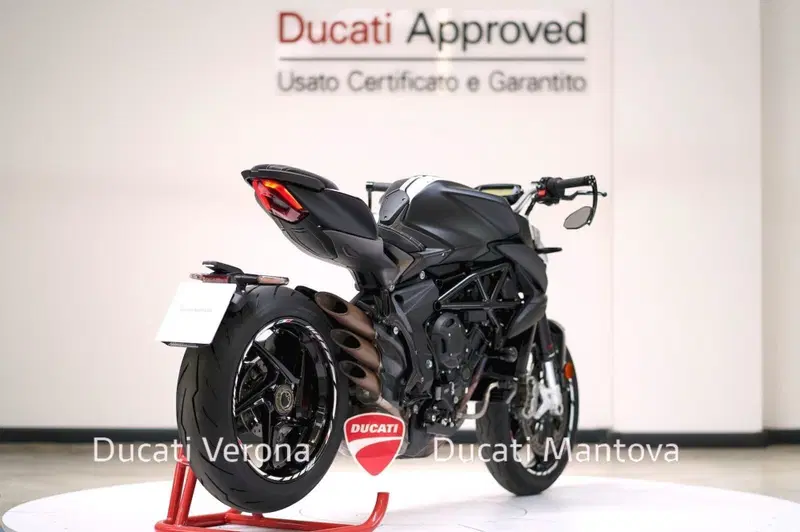 MV Agusta Brutale 800 (2020) (7)