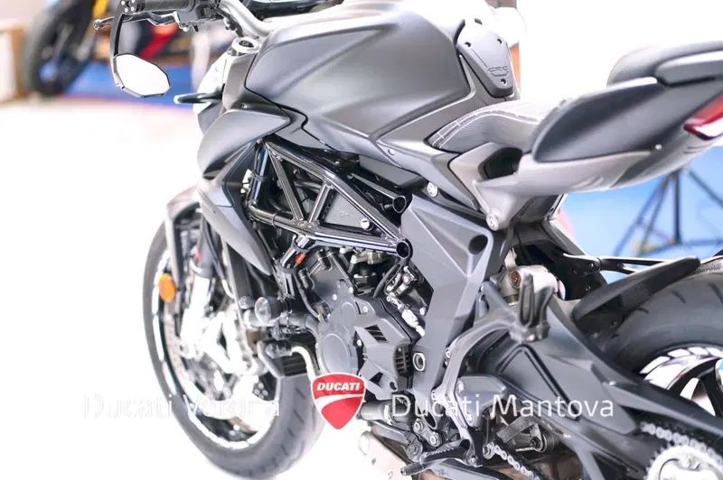 MV Agusta Brutale 800 (2020) (13)